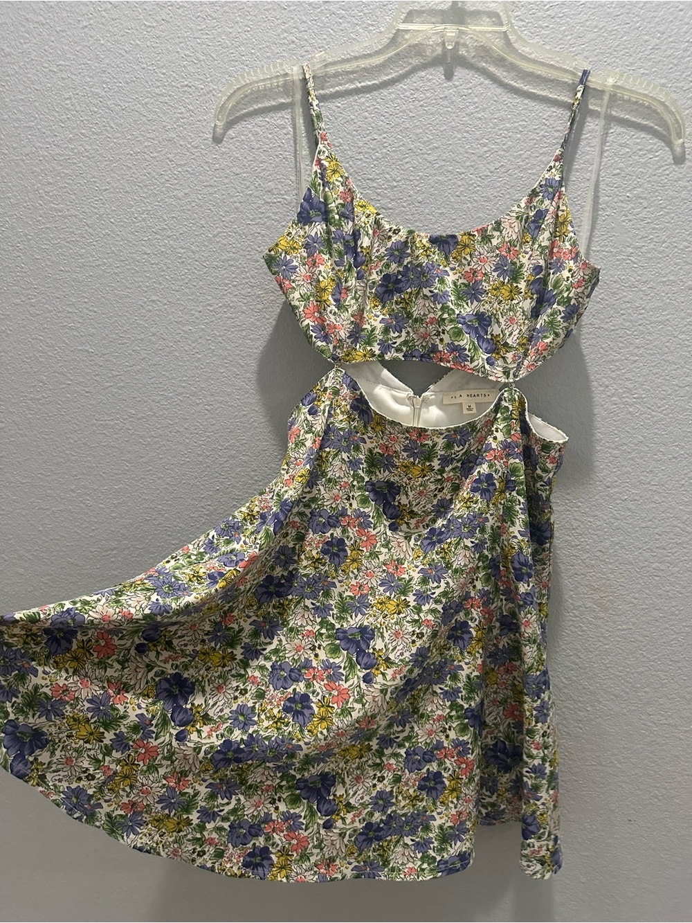 NWT, Floral LA Hearts Cutout Medium Mini Dress - Picture 3 of 9